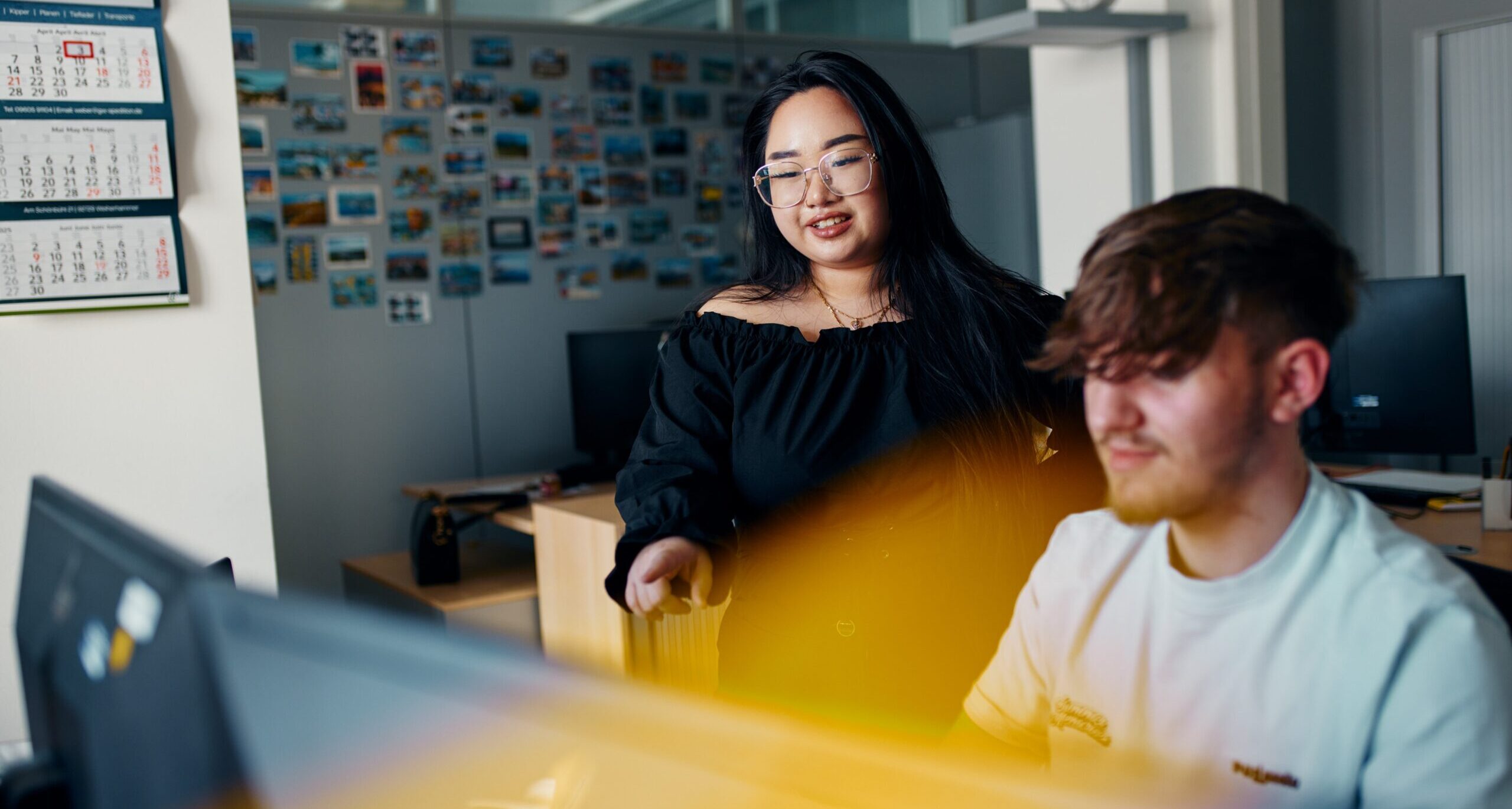 Ausbilderin mit Azubi